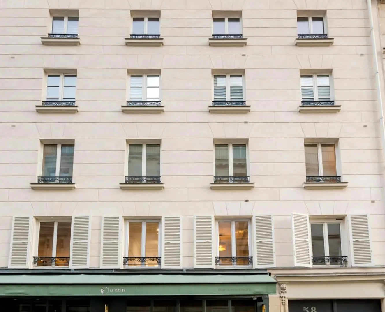 パリDuplex Saint-Lazare - Printemps Haussmanアパートメント アパート パリ